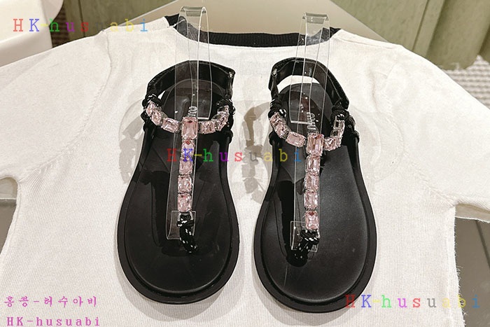 NEW 미우미우 신발 신상 M 756605