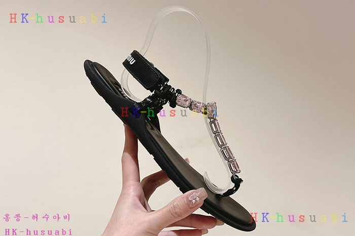 NEW 미우미우 신발 신상 M 756605