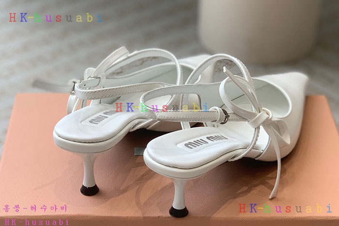 NEW 미우미우 신발 신상 M 711404