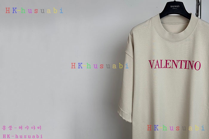 NEW 발렌티노 반팔티 신상 V 614003