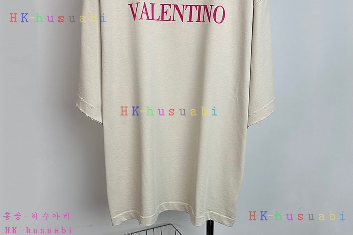 NEW 발렌티노 반팔티 신상 V 614003