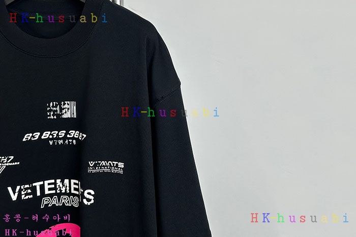 NEW 발렌티노 반팔티 신상 V 614005