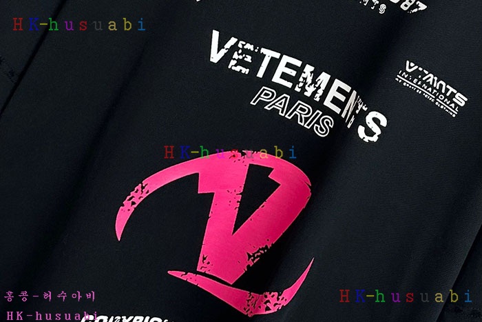 NEW 발렌티노 반팔티 신상 V 614005
