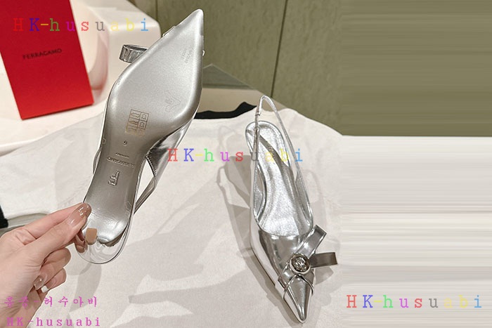 NEW 페라가모 신발 신상 F 528020