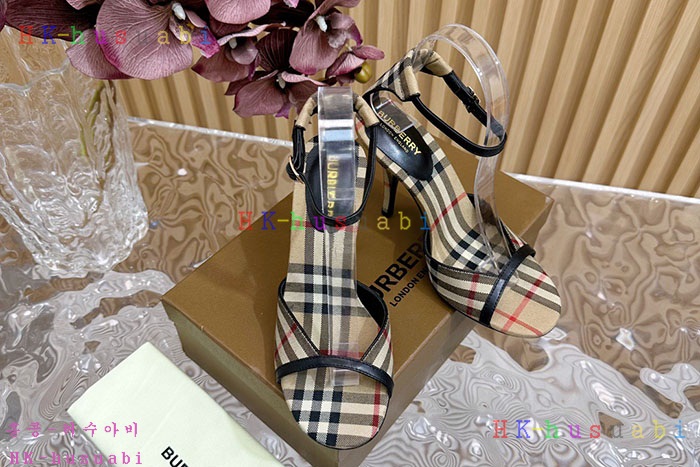 NEW 버버리 신발 신상 BB 9565011