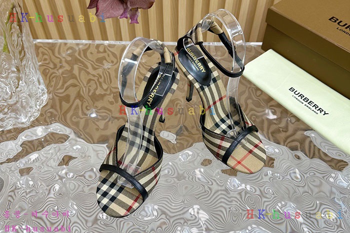 NEW 버버리 신발 신상 BB 9565011