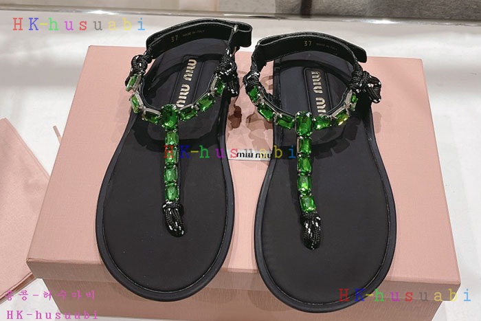 NEW 미우미우 신발 신상 MU 8944709