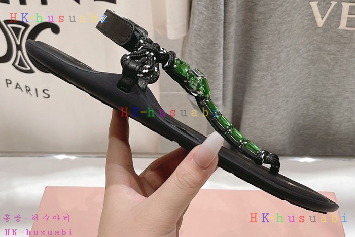 NEW 미우미우 신발 신상 MU 8944709