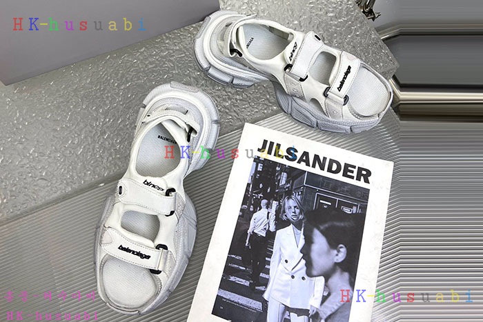 NEW 발렌시아가 신발 신상 B 5827010
