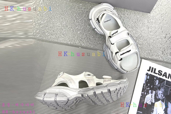 NEW 발렌시아가 신발 신상 B 5827010
