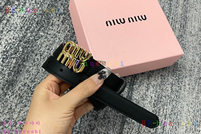 NEW 미우미우 벨트 신상 MU 0311006