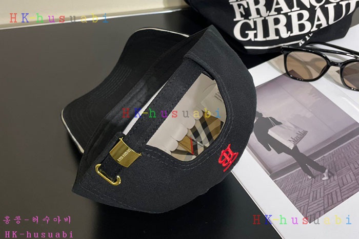 NEW 버버리 모자 신상 BB 692551