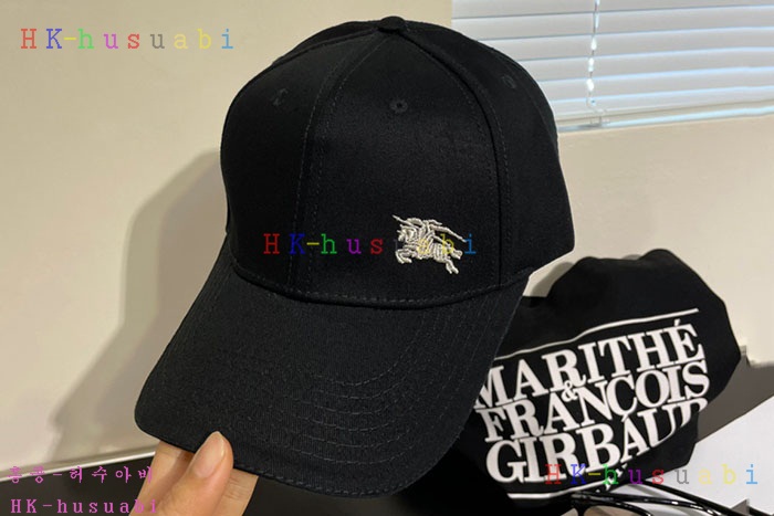 NEW 버버리 모자 신상 BB 692551