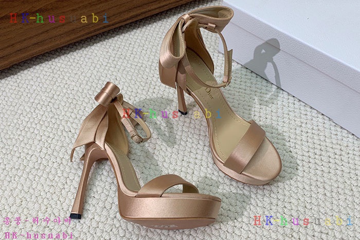 NEW 디올 신발 신상 DR 7580500