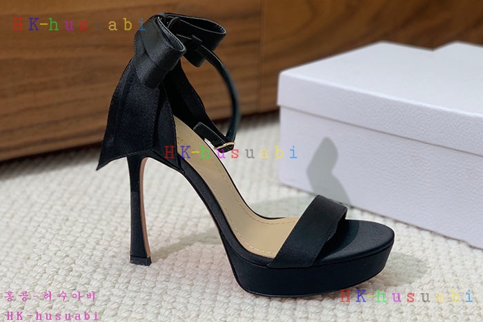 NEW 디올 신발 신상 DR 7580501