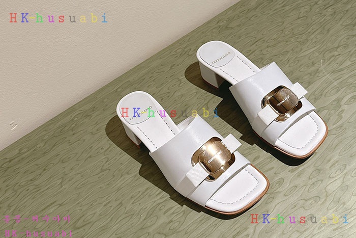 NEW 페라가모 샌들 신상 F 747003