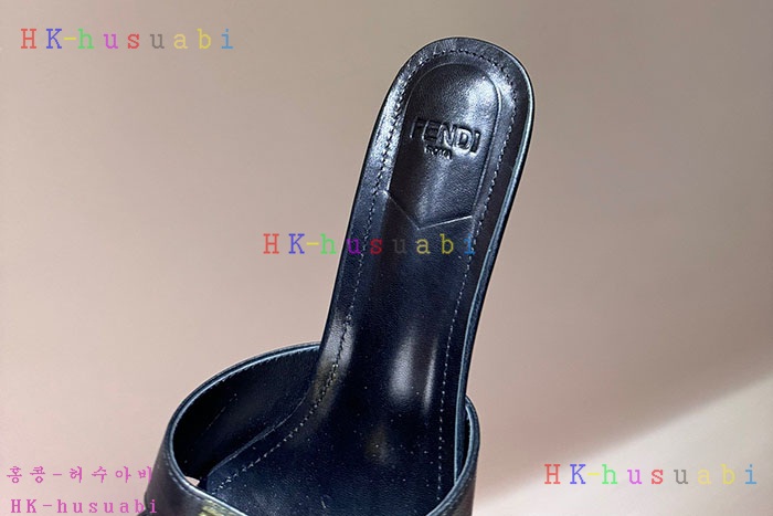 NEW 펜디 샌들 신상 F 6580441