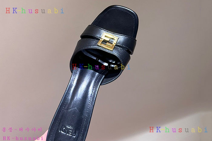 NEW 펜디 샌들 신상 F 6580441