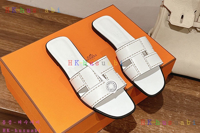 NEW 에르메스 샌들 신상 H 7690552