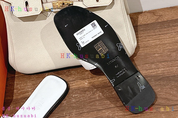 NEW 에르메스 샌들 신상 H 7690552