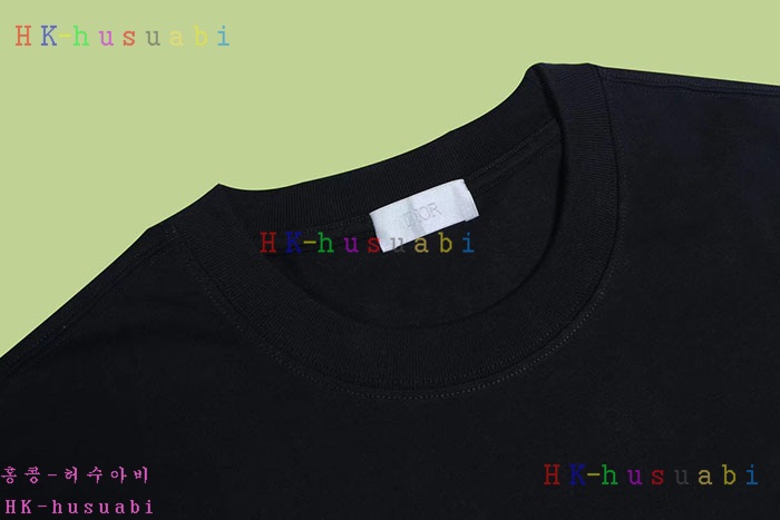 NEW 디올 반팔 신상 DR 666026