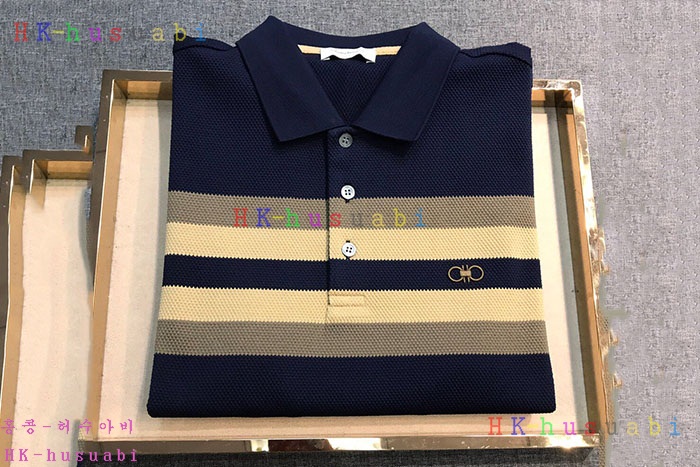 NEW 페라가모 반팔티 신상 F 555220