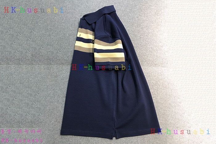 NEW 페라가모 반팔티 신상 F 555220