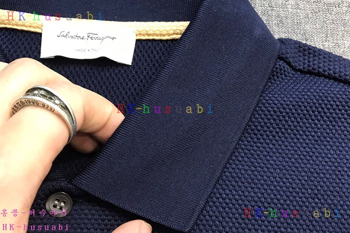 NEW 페라가모 반팔티 신상 F 555220