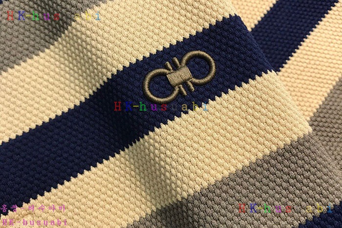 NEW 페라가모 반팔티 신상 F 555220
