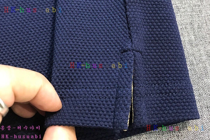 NEW 페라가모 반팔티 신상 F 555220