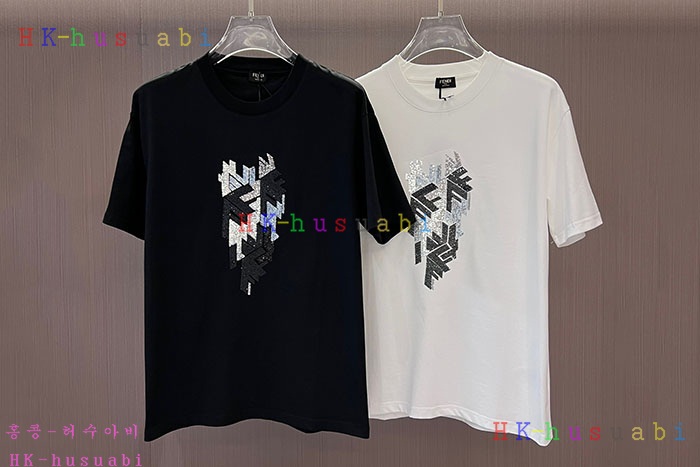 NEW 펜디 반팔티 신상 F 9580402