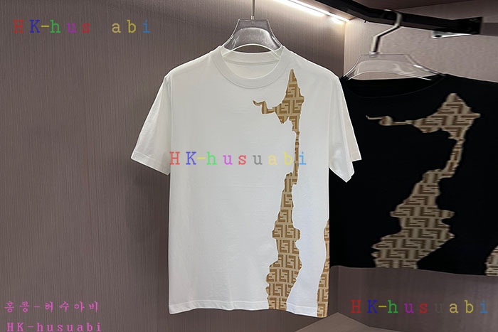 NEW 펜디 반팔티 신상 F 9580403