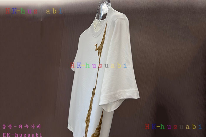 NEW 펜디 반팔티 신상 F 9580403