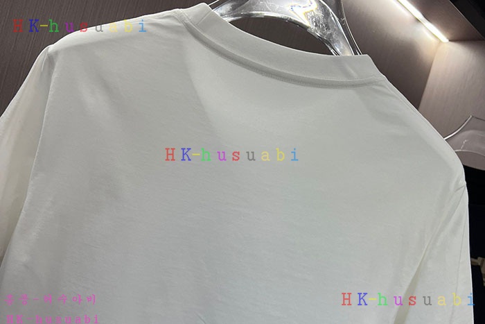 NEW 펜디 반팔티 신상 F 9580403