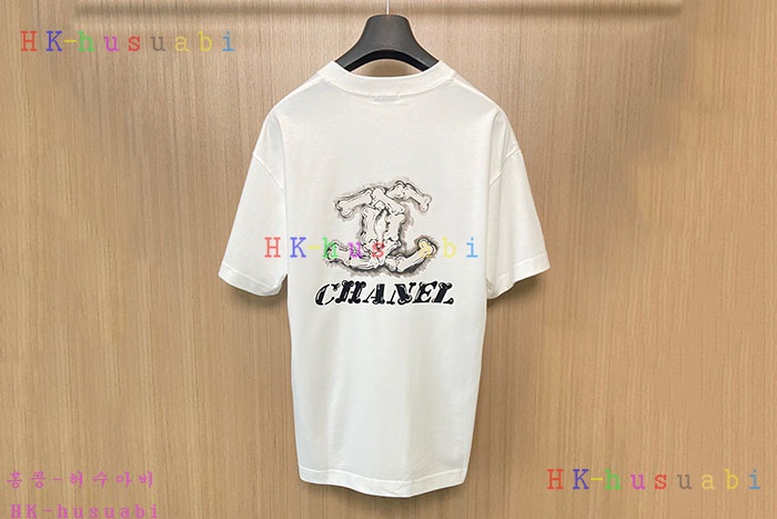 NEW 샤넬 반팔티 신상 C 66674701