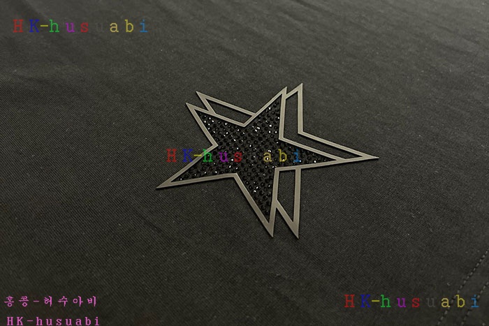 NEW 지방시 반팔티 신상 GV6681406