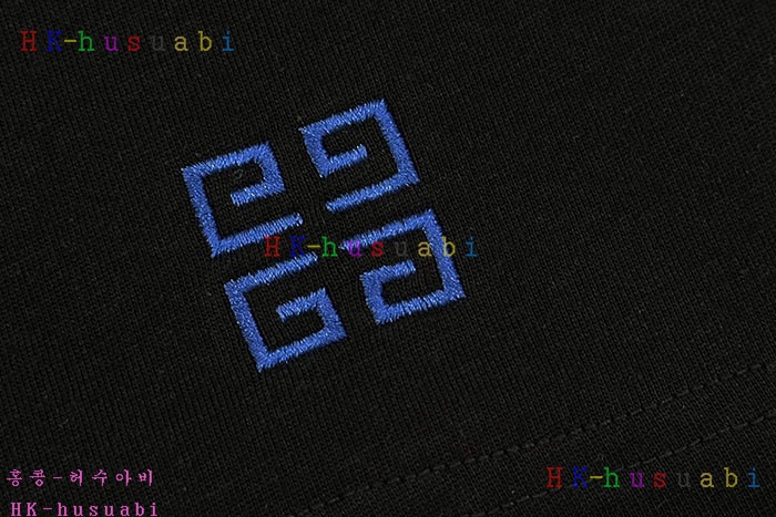NEW 지방시 반팔티 신상 GV6681410