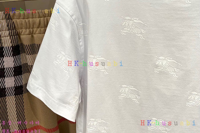 NEW 버버리 반팔티 신상 BB 5855429