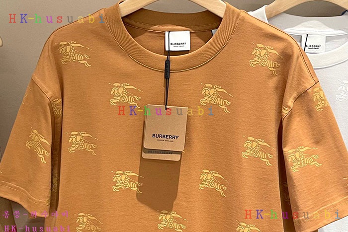 NEW 버버리 반팔티 신상 BB 5855432