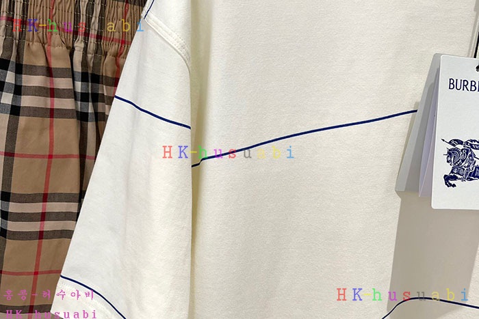 NEW 버버리 반팔티 신상 BB 5855434