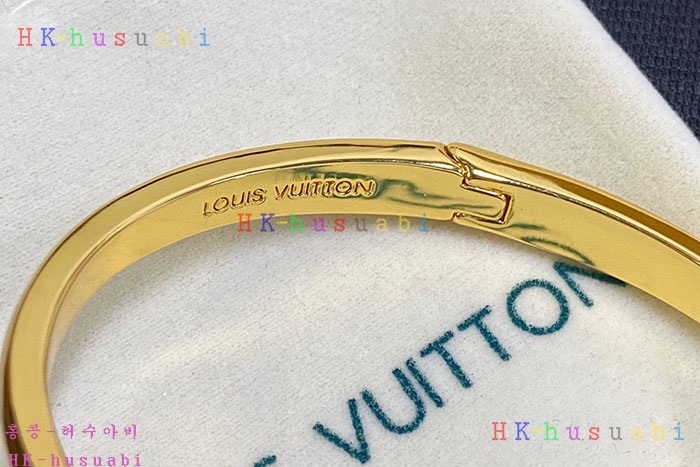 NEW 루이비통 팔찌 신상 LV 955805