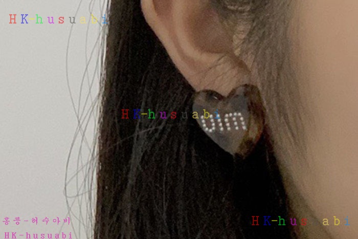 NEW 미우미우 귀걸이 신상 MU 258809