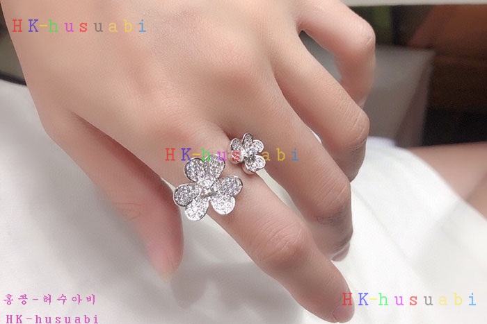 NEW 반클리에 앤 아펠 반지 신상  V 3027701