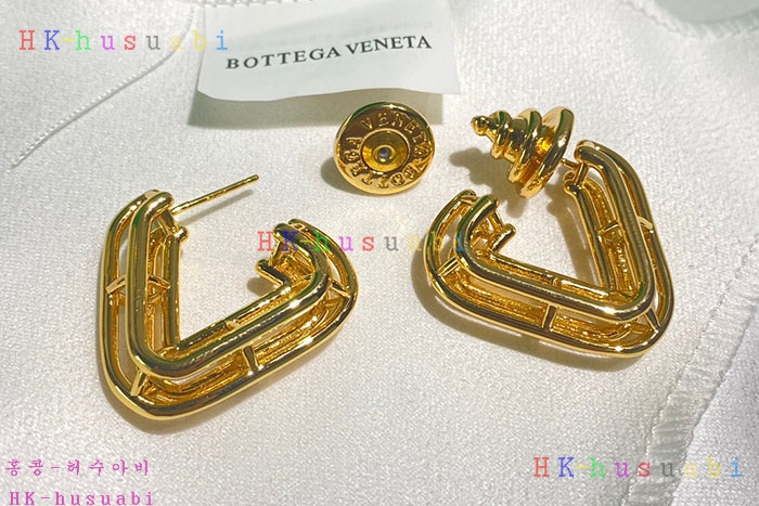 NEW 보테가베네타 귀걸이 신상  BV 958006