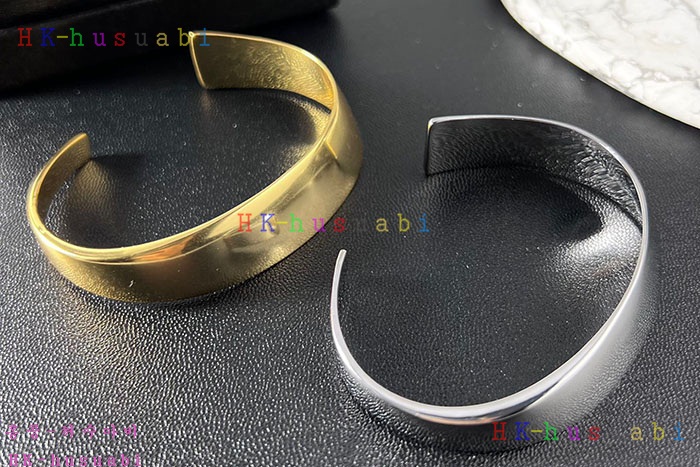 NEW 셀린느 팔찌 신상 C 114047
