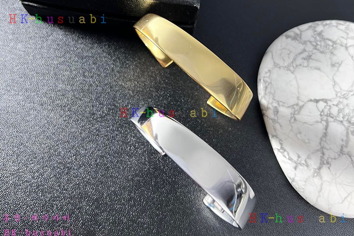 NEW 셀린느 팔찌 신상 C 114047