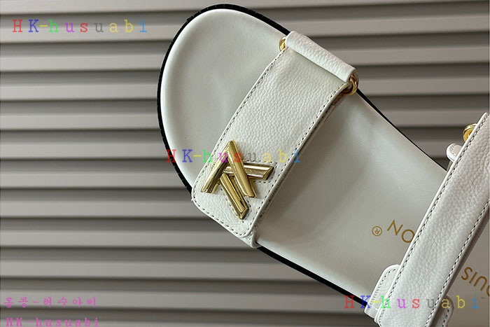 NEW 루이비통 샌들 신상 LV 583308
