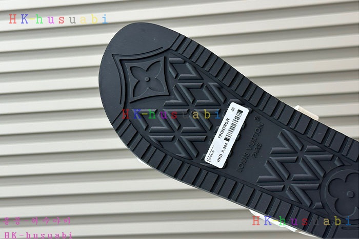 NEW 루이비통 샌들 신상 LV 583308