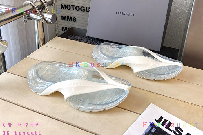 NEW 발렌시아가 신발 신상 B 6955703