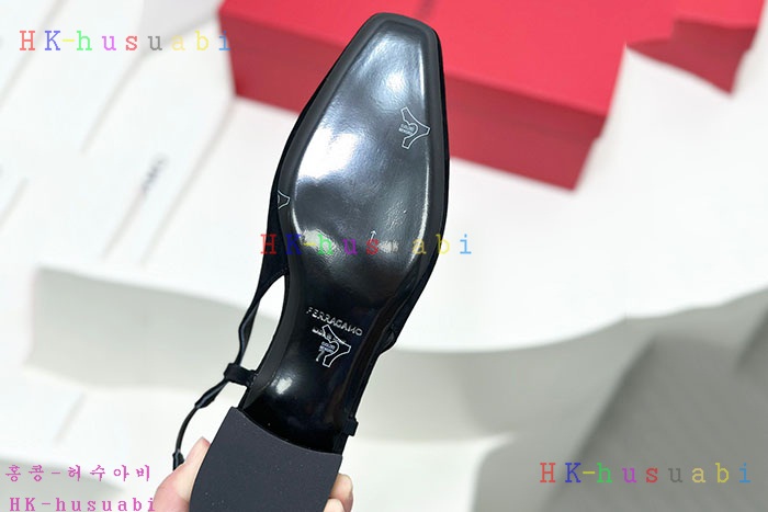 NEW 페라가모 신발 신상 F 4140583